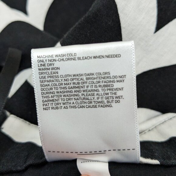 FINAL SALE: Marimekko x UNIQLO Skirt β "Laine" Pattern β Like New - Picture 7 of 7